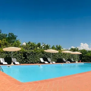 Lavinia Italia