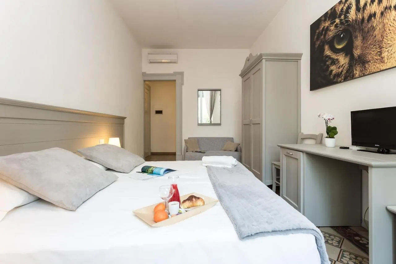 The Leoncino Hotel Brescia